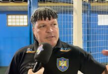 Odirley Lage reclama da arbitragem e avalia rodagem dos garotos