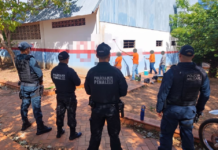 Forças de segurança se unem para apagar pichações e devolver ginásio de esportes